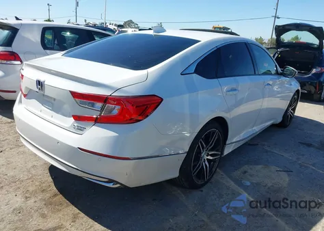 2021 Honda Accord Hybrid Touring z USA, uszkodzony, nr VIN 1HGCV3F97MA015750